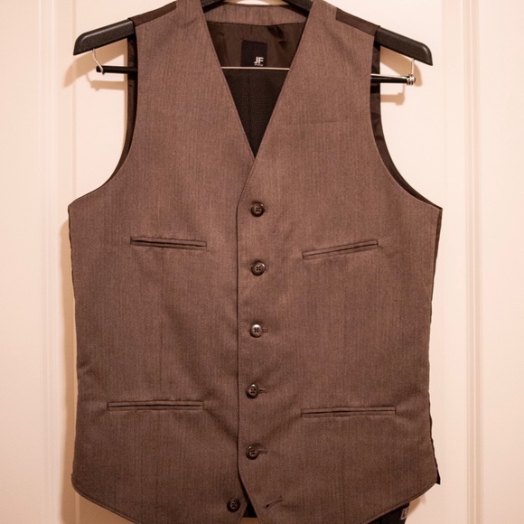 Men’s vest - Picture 1 of 2